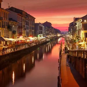 Homing Milano Navigli Suites Aparthotel Milan