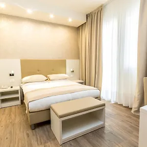 Touring 3*, Lido di Jesolo Olaszország