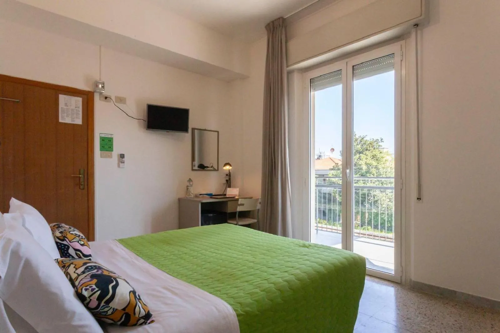 Hotel A Casa Nostra Rimini 3*,